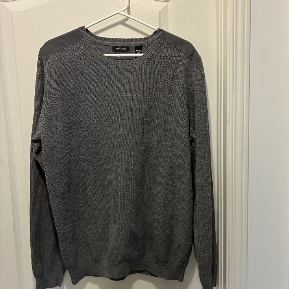 Van Heusen: Size XL/TG Gray Sweater